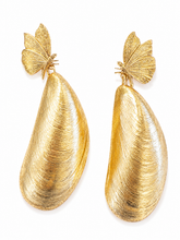 Load image into Gallery viewer, The Pink Reef Butterfly Mussel Earring