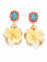 Load image into Gallery viewer, The Pink Reef Vanda Orchid Gem Drop in Creme