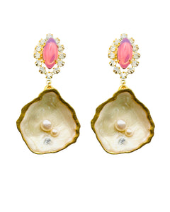 The Pink Reef Jewel Oyster in Pink Ruby