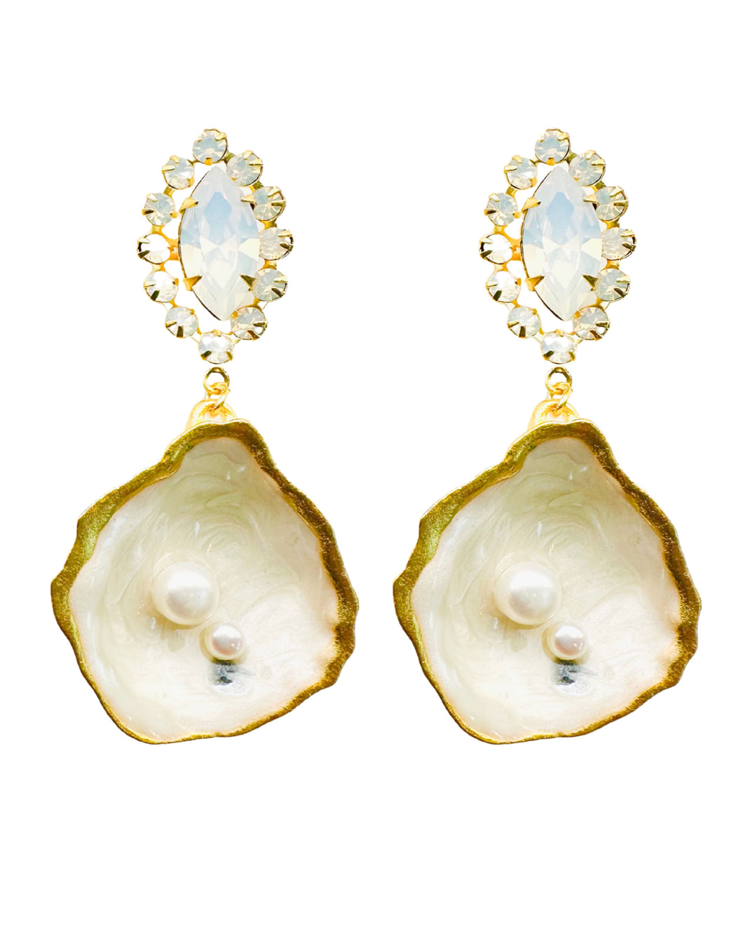 The Pink Reef Jewel Oyster in White Opal