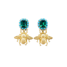 Load image into Gallery viewer, The Pink Reef queen bee with emerald