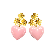 Load image into Gallery viewer, The Pink Reef short golden floral light pink heart